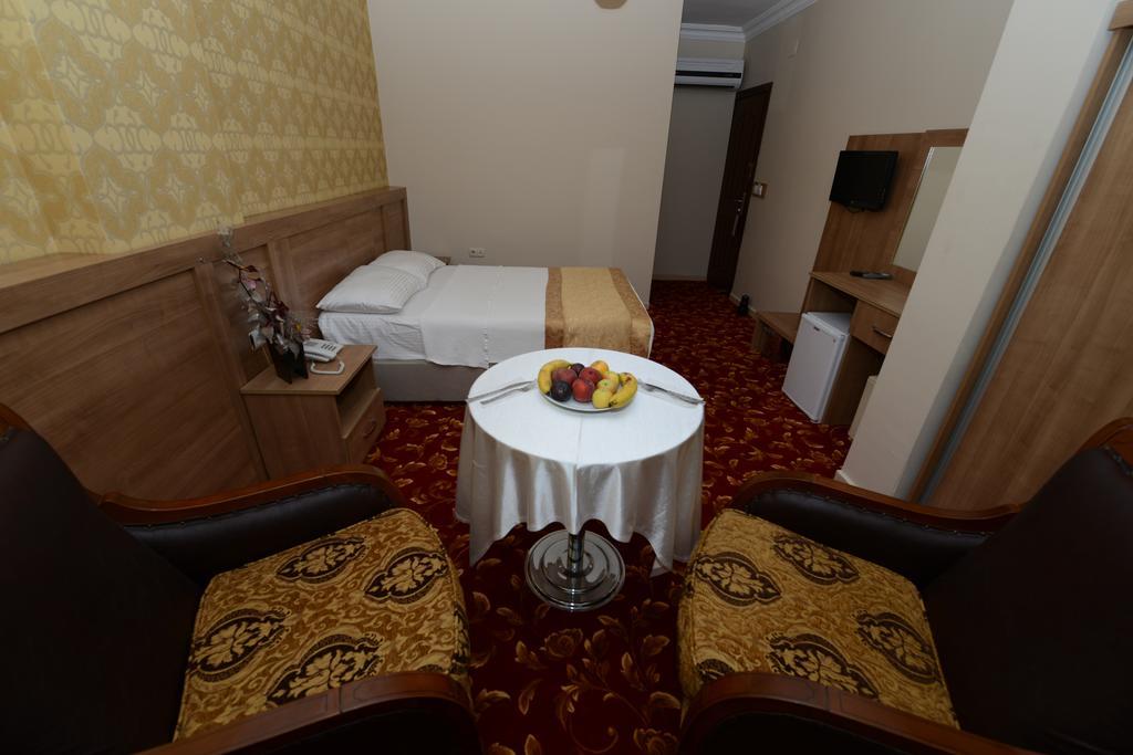 Grand Onur Hotel İskenderun Exterior foto